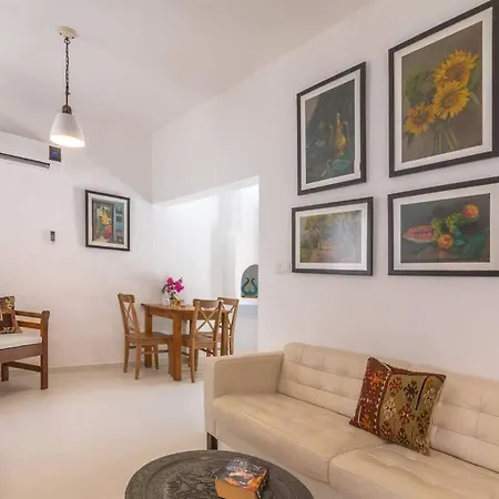 Korsan Minik-pretty Two Bedroom Townhouse In Old Town Kalkan